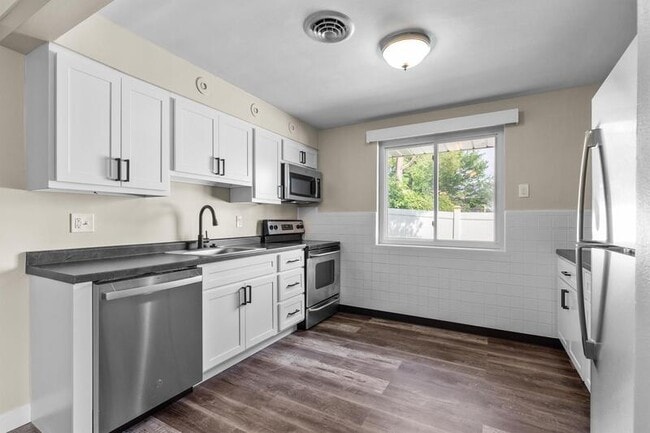 property at 9105 Brownridge Dr