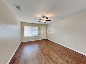 4338 Orleans Ct in Denver, CO - Building Photo - Building Photo