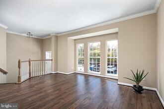 22051 Chelsy Paige Square in Ashburn, VA - Building Photo - Building Photo