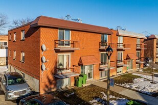 11665 Alfred-Laurence Av in Montréal, QC - Building Photo