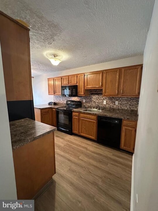 309 Sherando Cir in Stephens City, VA - Building Photo