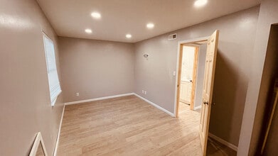 1440 Villa Ct in Middletown, OH - Foto de edificio - Building Photo