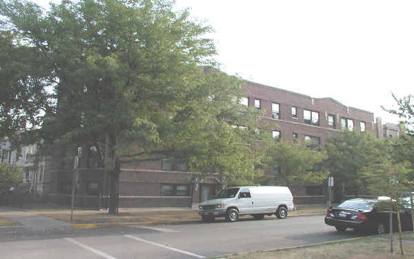 1210-1216 W Waveland Ave in Chicago, IL - Foto de edificio
