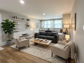 1400 Gandy Blvd N, Unit 1013 in St. Petersburg, FL - Foto de edificio - Building Photo