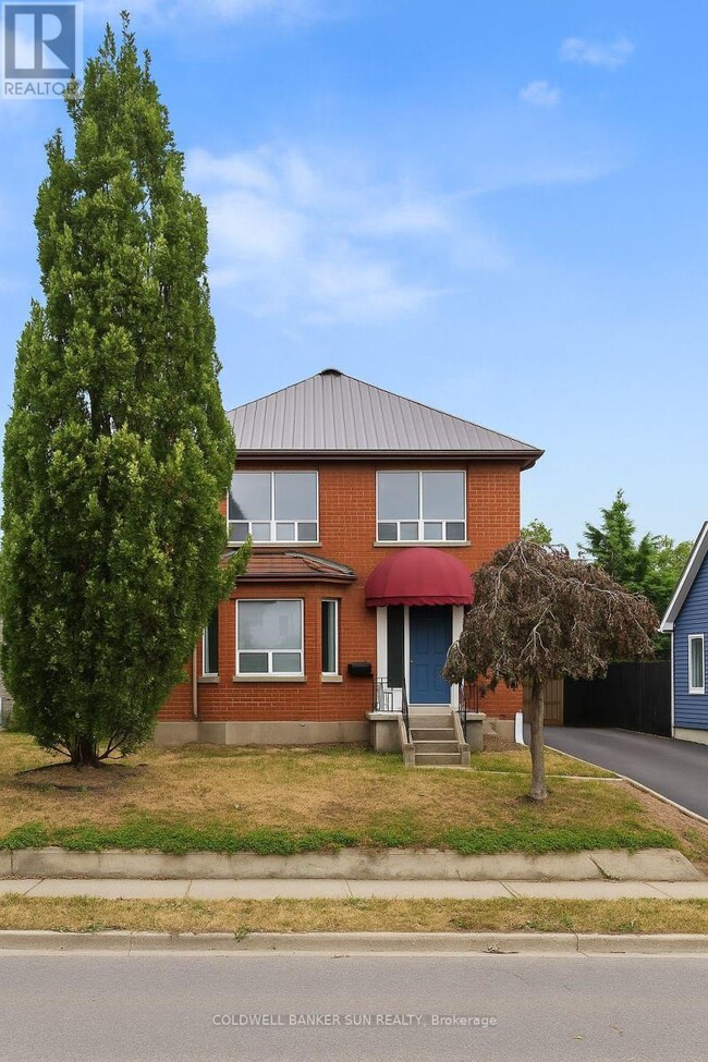 property at 220 Bloor St W