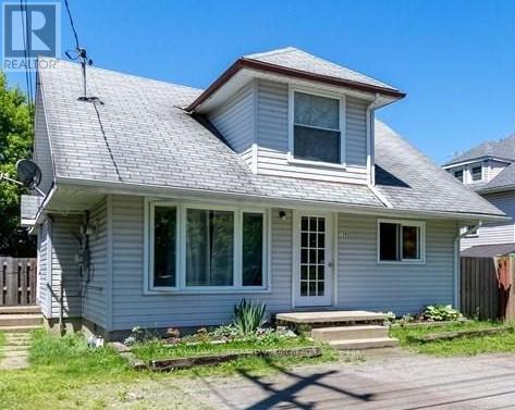 139 Ridgeway Rd in Fort Erie, ON - Building Photo - Building Photo