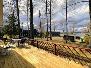 9 Washington Dr in Hillsdale, NY - Building Photo - Building Photo