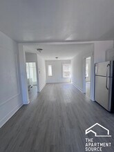 6951 N Paulina St in Chicago, IL - Building Photo - Building Photo