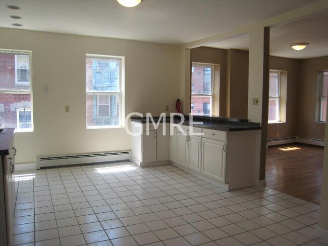 157 Endicott St in Boston, MA - Building Photo - Building Photo