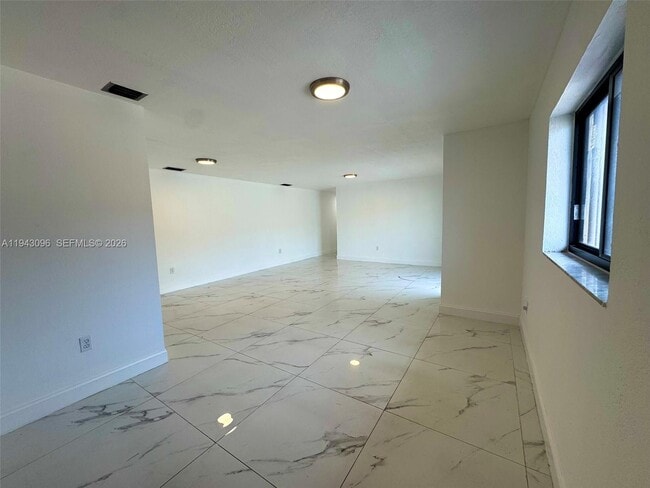 property at 1150 SE 9th Ave