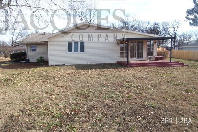 5263 N Crestwood Dr in Springfield, MO - Building Photo - Building Photo