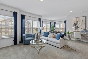 97 @ North Oak in Kansas City, MO - Building Photo