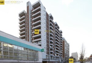 560 Commonwealth Ave, Unit 307 in Boston, MA - Building Photo