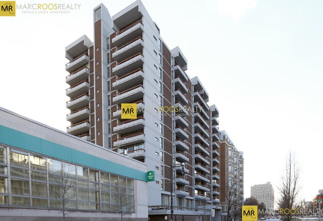 property at 560 Commonwealth Ave