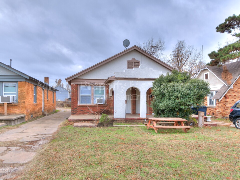 3018 NW 19th St in Oklahoma City, OK - Building Photo