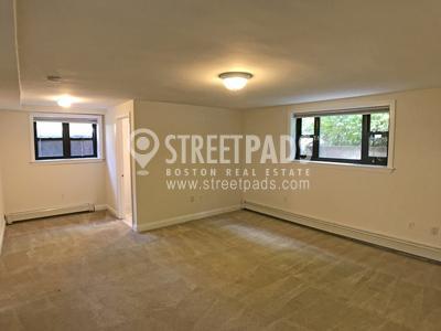46 Harvard Ave in Brookline, MA - Building Photo - Building Photo