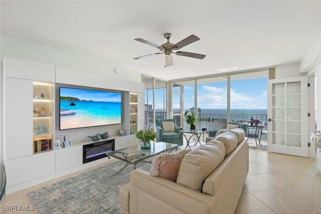 property at 5550 Heron Point Dr