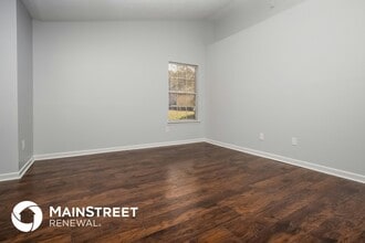 110 Crystal Green Ct in Atlanta, GA - Building Photo - Building Photo