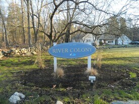 9 River Colony, Unit 11-A in Guilford, CT - Building Photo