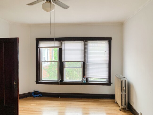 1830 W Foster Ave, Unit 3
