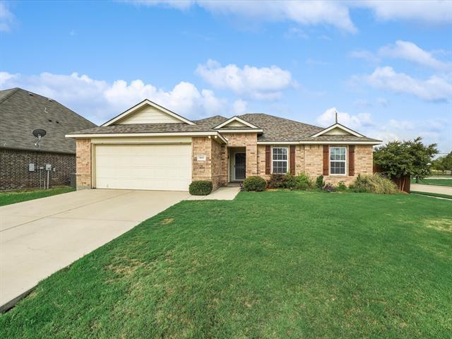 5015 Spruce St in Krum, TX - Building Photo - Building Photo