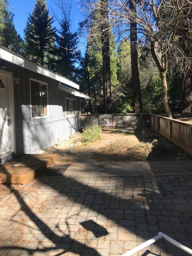 14567 Bobbie Ln in Pioneer, CA - Building Photo - Building Photo