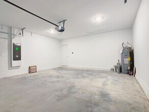 1033 Holden Wy in Eagle Lake, FL - Building Photo - Building Photo