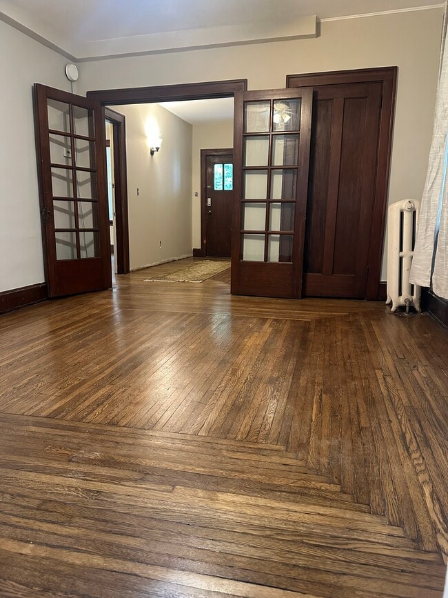 403 Probasco St in Cincinnati, OH - Foto de edificio - Building Photo