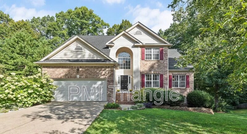 2111 Baycourt Trail in Hillsborough, NC - Building Photo