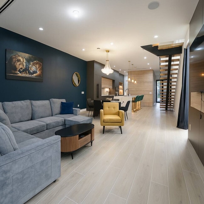 1812 Miami Rd in Fort Lauderdale, FL - Foto de edificio - Building Photo