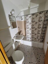 6521 Beloit Rd in West Allis, WI - Building Photo - Building Photo