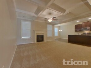 218 Evergreen Way in Loganville, GA - Building Photo - Building Photo