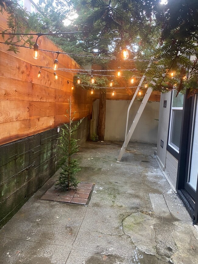 637 Linden St in San Francisco, CA - Building Photo - Building Photo