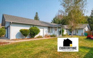 1365 SW Sun Glo Dr in Grants Pass, OR - Building Photo