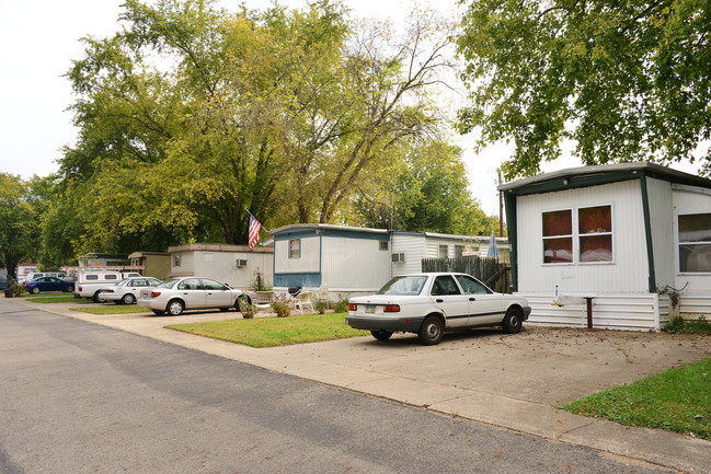 Wayne MHC in Oregonia, OH - Building Photo - Building Photo