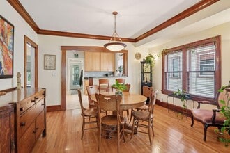 3229 Fremont Ave S, Unit 2nd floor Duplex in Minneapolis, MN - Foto de edificio - Building Photo