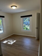 2502 Barge Rd SW in Atlanta, GA - Building Photo - Building Photo