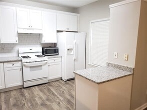 4081 Howell Park Rd in Duluth, GA - Building Photo - Building Photo