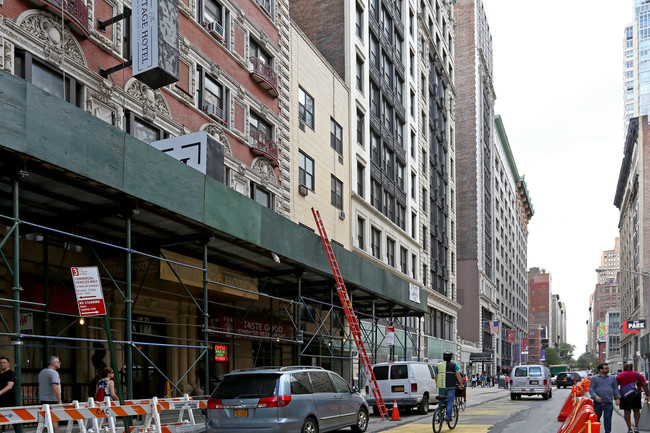 22 W 25th St in New York, NY - Foto de edificio - Building Photo