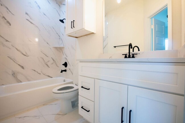 4137 Mallow St in Houston, TX - Building Photo - Building Photo