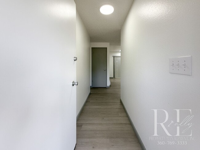 2974 SE Amelia Ct in Port Orchard, WA - Building Photo - Building Photo