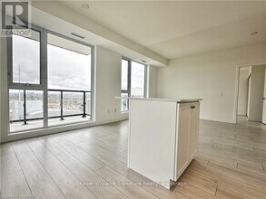 55-1555 Duke St W in Kitchener, ON - Building Photo - Building Photo