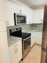 9301 SW 92nd St in Miami, FL - Building Photo - Building Photo