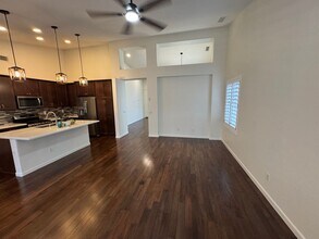 26233 N 43rd Pl in Phoenix, AZ - Building Photo - Building Photo