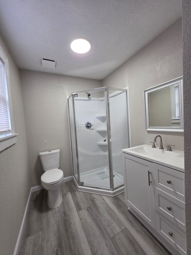 property at 222 E Pearce St