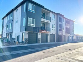 16860 Askins Lp in Parker, CO - Building Photo