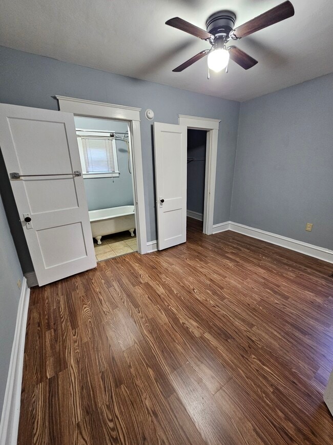 430 W Clinton St, Unit B in Elmira, NY - Building Photo - Building Photo