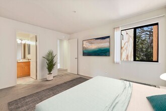 1355 Creekside Dr in Walnut Creek, CA - Building Photo - Building Photo