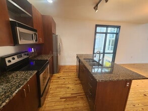 1282 MacKintosh pknw in Atlanta, GA - Building Photo - Building Photo