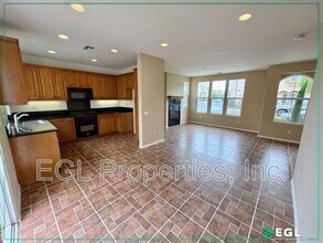 3603 Medici Ln in Inglewood, CA - Building Photo - Building Photo